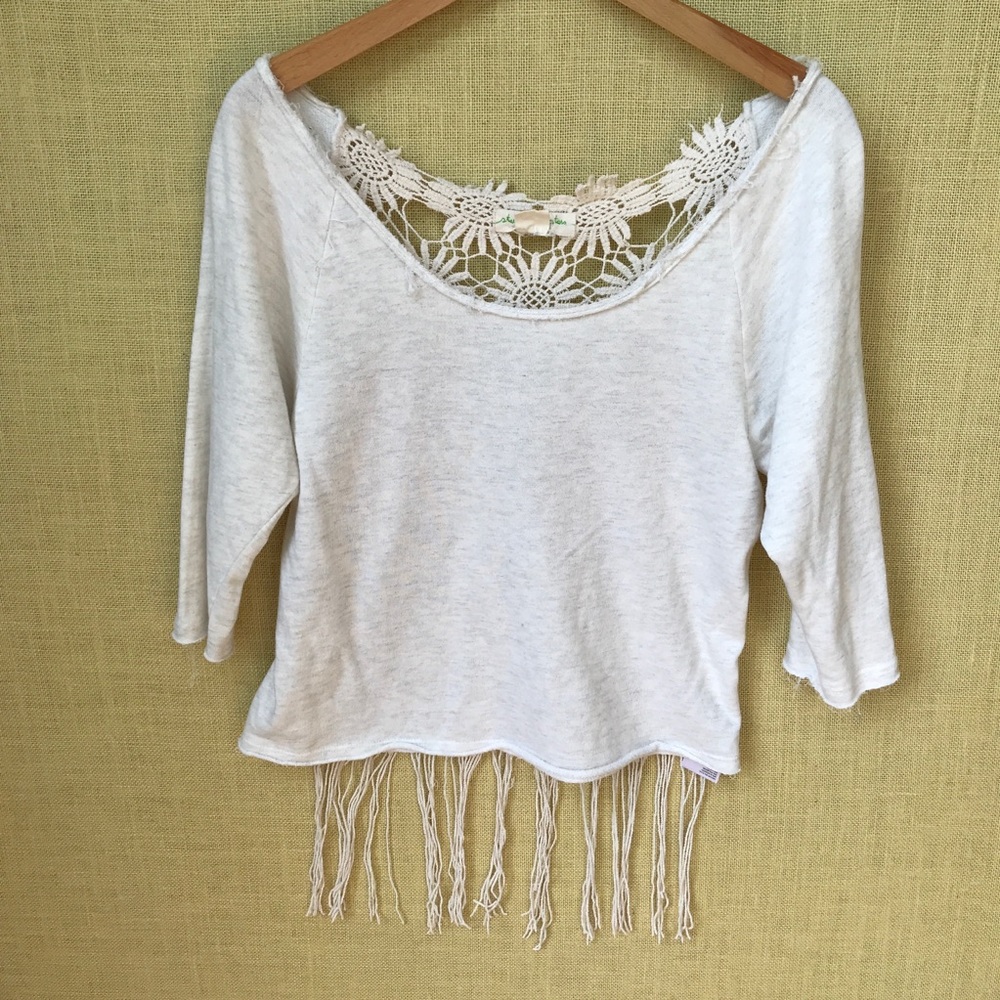 UO Staring at Stars) Crochet-back Top